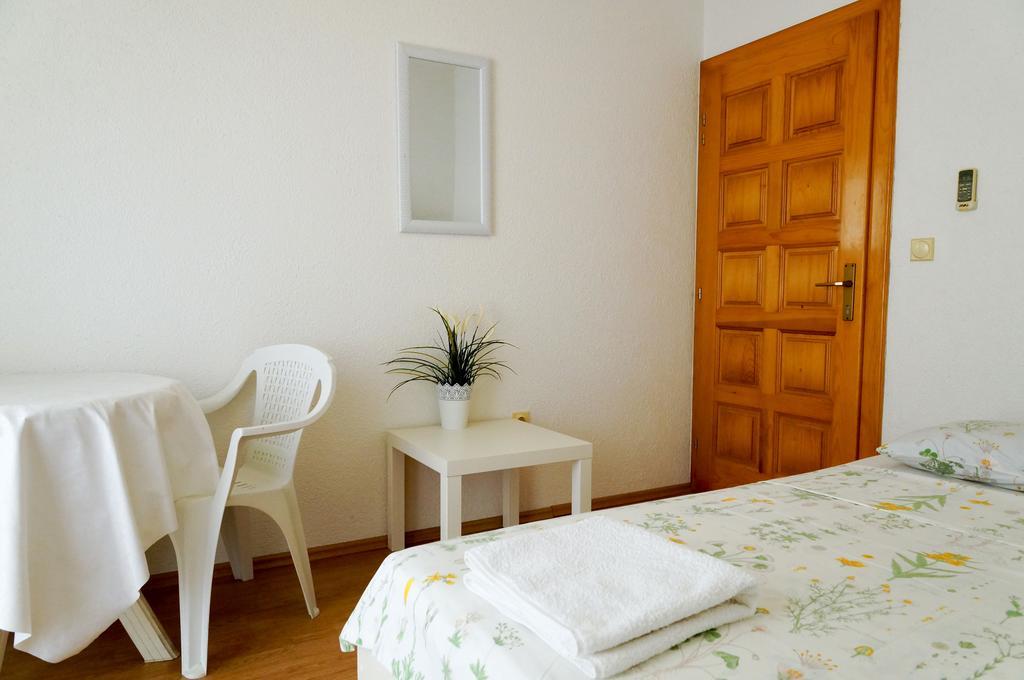 Guest House Heart Of Budua Esterno foto